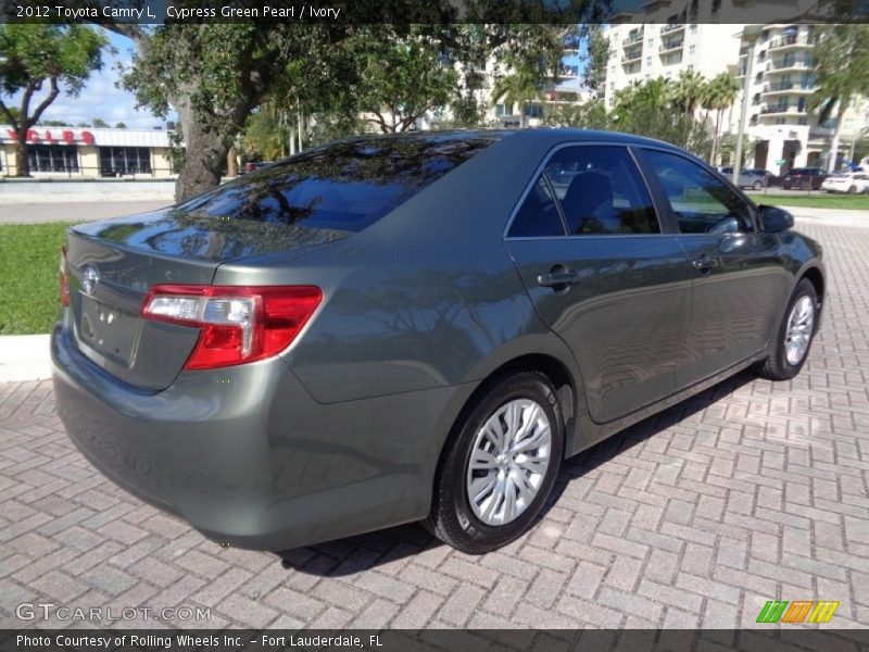 Cypress Green Pearl / Ivory 2012 Toyota Camry L