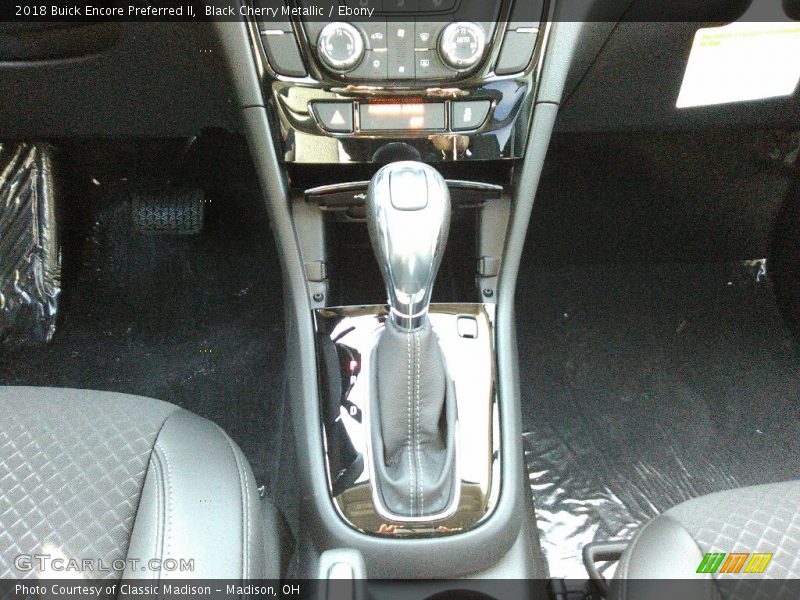 Black Cherry Metallic / Ebony 2018 Buick Encore Preferred II