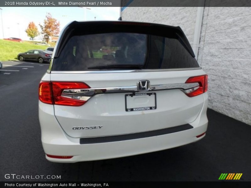 White Diamond Pearl / Mocha 2018 Honda Odyssey EX-L