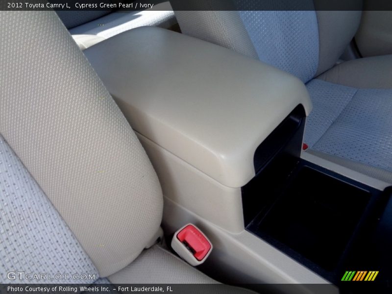Cypress Green Pearl / Ivory 2012 Toyota Camry L