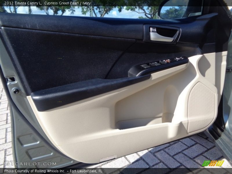 Cypress Green Pearl / Ivory 2012 Toyota Camry L