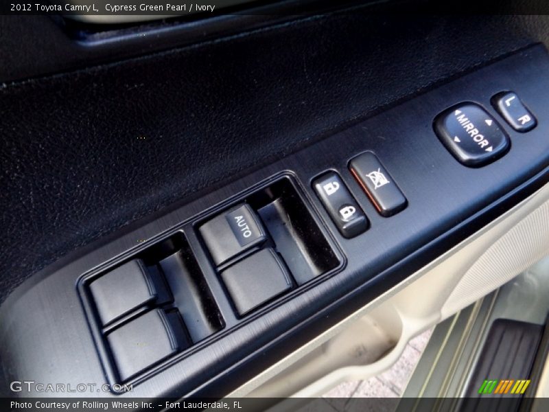 Cypress Green Pearl / Ivory 2012 Toyota Camry L