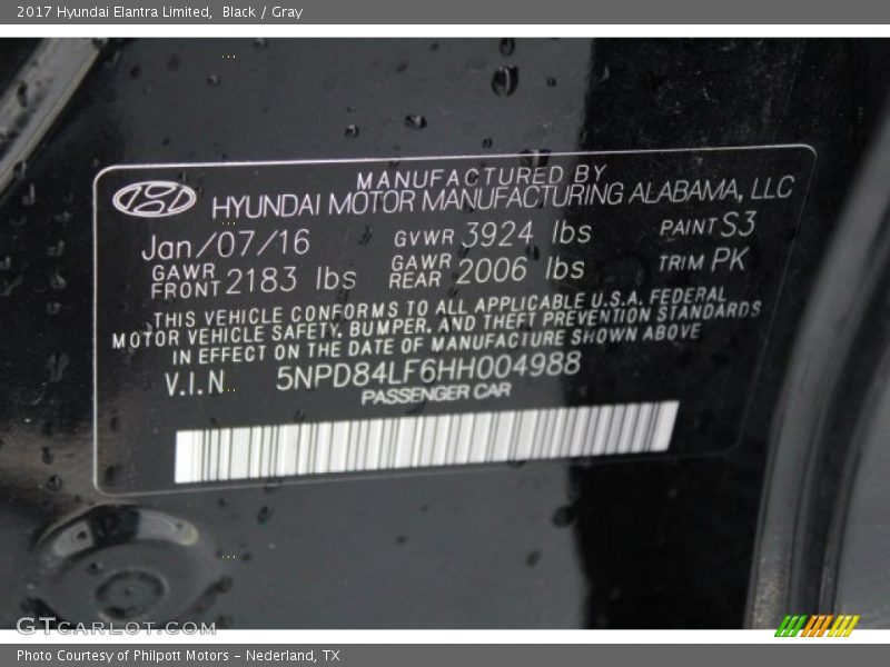 Black / Gray 2017 Hyundai Elantra Limited