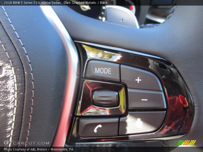 Controls of 2018 5 Series 530i xDrive Sedan