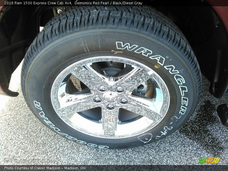 Delmonico Red Pearl / Black/Diesel Gray 2018 Ram 1500 Express Crew Cab 4x4