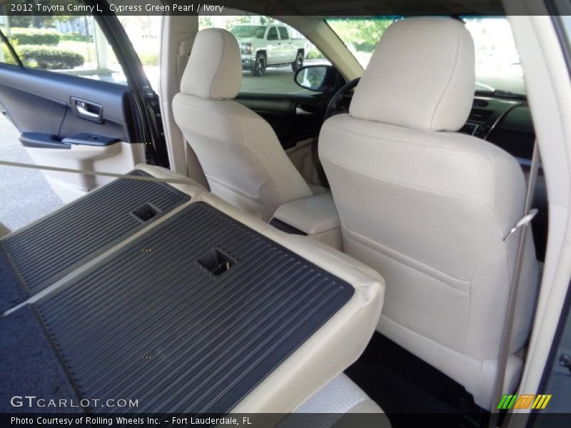 Cypress Green Pearl / Ivory 2012 Toyota Camry L