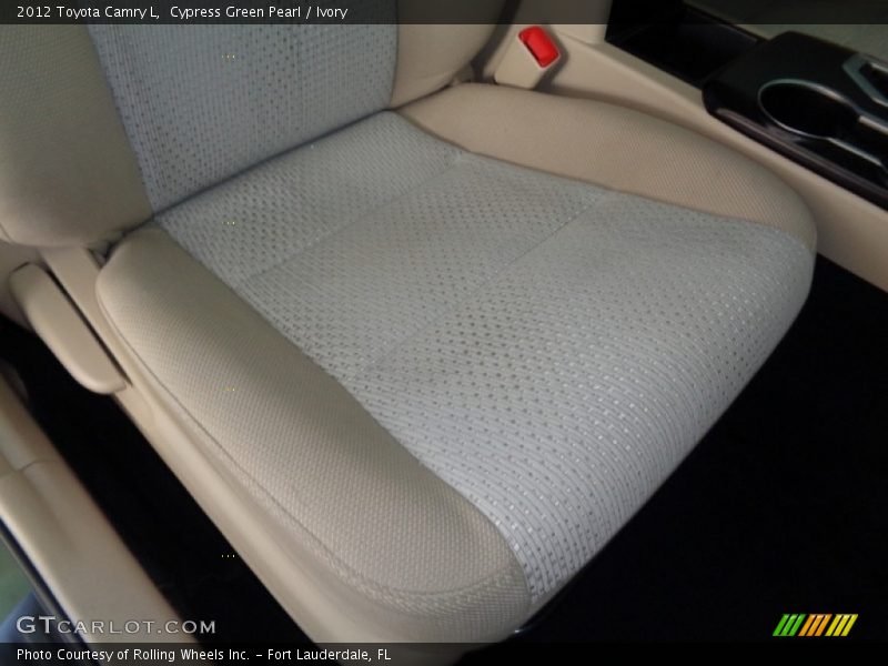 Cypress Green Pearl / Ivory 2012 Toyota Camry L
