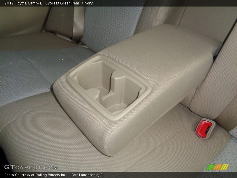 Cypress Green Pearl / Ivory 2012 Toyota Camry L