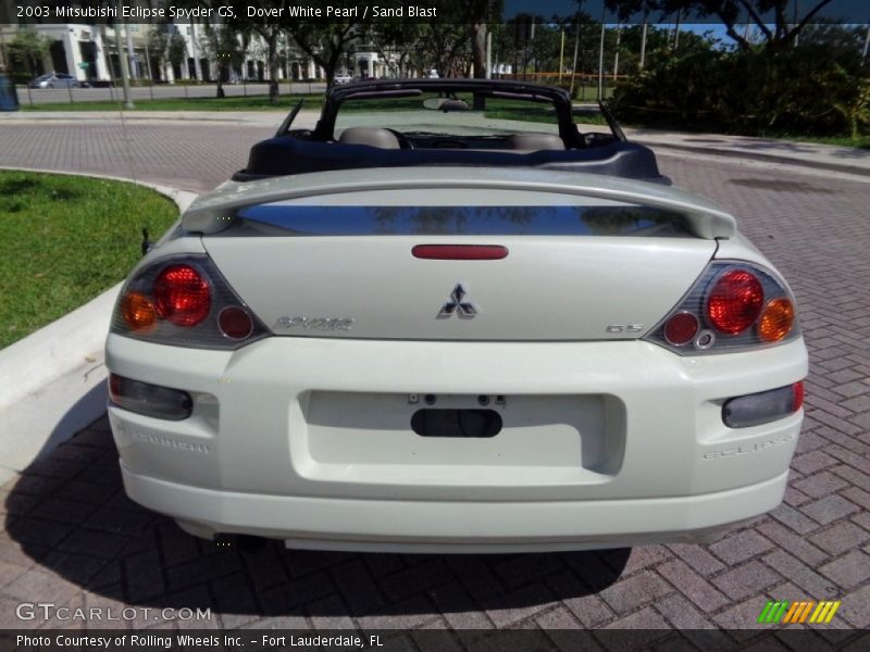 Dover White Pearl / Sand Blast 2003 Mitsubishi Eclipse Spyder GS