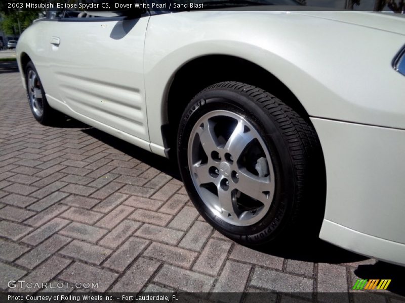 Dover White Pearl / Sand Blast 2003 Mitsubishi Eclipse Spyder GS