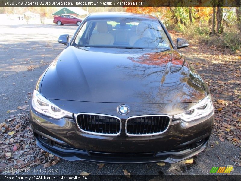 Jatoba Brown Metallic / Venetian Beige 2018 BMW 3 Series 320i xDrive Sedan