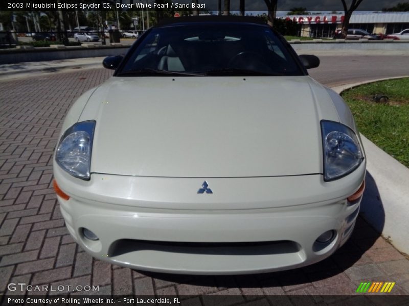 Dover White Pearl / Sand Blast 2003 Mitsubishi Eclipse Spyder GS