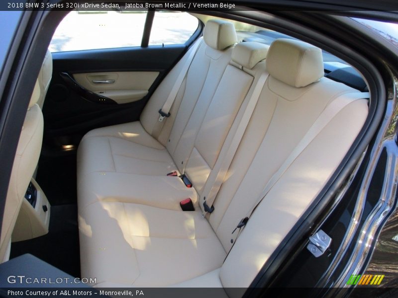 Jatoba Brown Metallic / Venetian Beige 2018 BMW 3 Series 320i xDrive Sedan