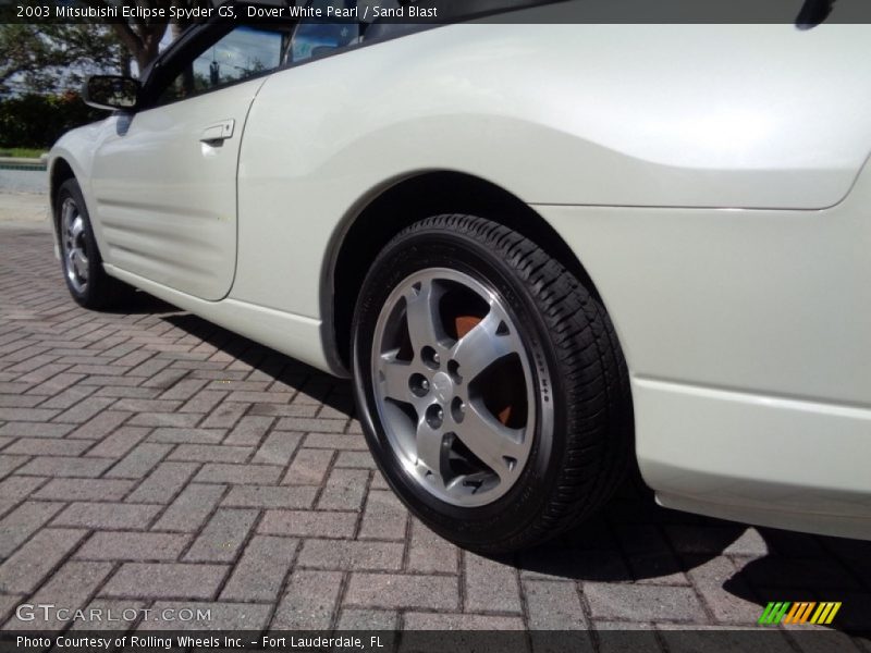 Dover White Pearl / Sand Blast 2003 Mitsubishi Eclipse Spyder GS