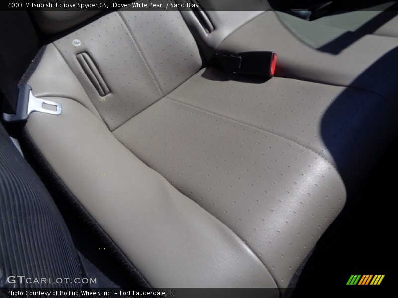 Dover White Pearl / Sand Blast 2003 Mitsubishi Eclipse Spyder GS