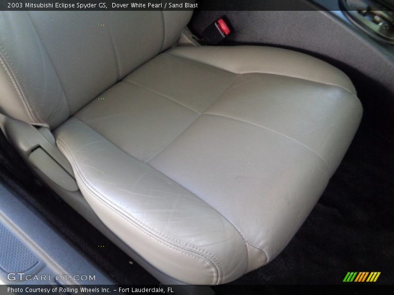 Dover White Pearl / Sand Blast 2003 Mitsubishi Eclipse Spyder GS