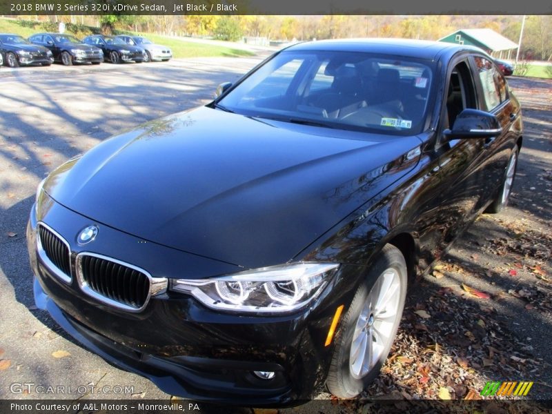 Jet Black / Black 2018 BMW 3 Series 320i xDrive Sedan