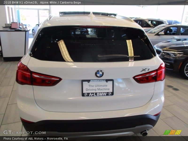 Alpine White / Canberra Beige 2018 BMW X1 xDrive28i