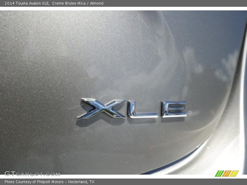 Creme Brulee Mica / Almond 2014 Toyota Avalon XLE