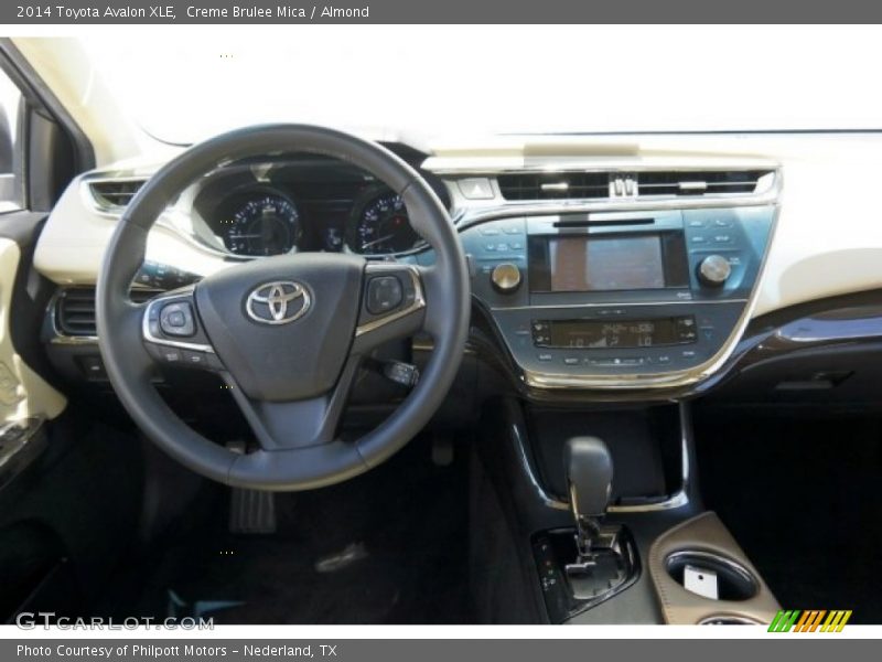 Creme Brulee Mica / Almond 2014 Toyota Avalon XLE