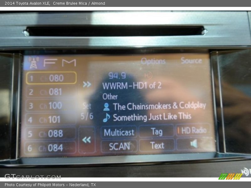 Creme Brulee Mica / Almond 2014 Toyota Avalon XLE