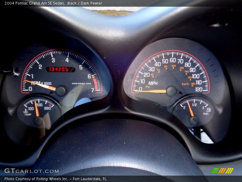 Black / Dark Pewter 2004 Pontiac Grand Am SE Sedan