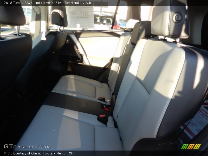 Silver Sky Metallic / Ash 2018 Toyota RAV4 Limited AWD