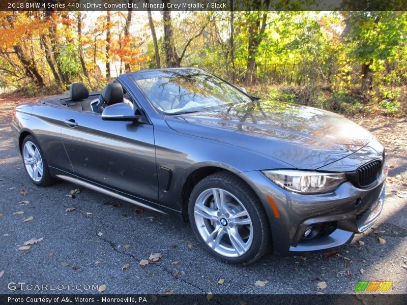 Front 3/4 View of 2018 4 Series 440i xDrive Convertible