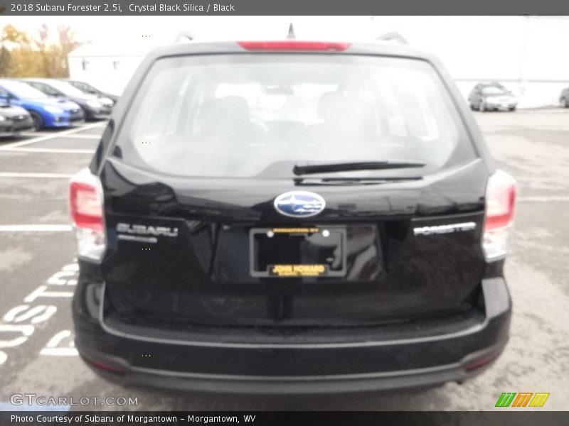 Crystal Black Silica / Black 2018 Subaru Forester 2.5i