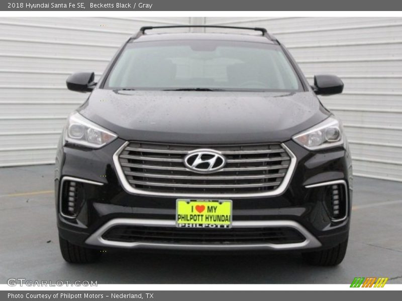 Becketts Black / Gray 2018 Hyundai Santa Fe SE
