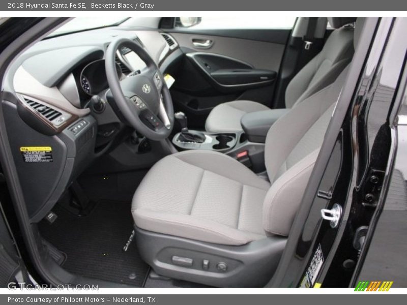 Becketts Black / Gray 2018 Hyundai Santa Fe SE