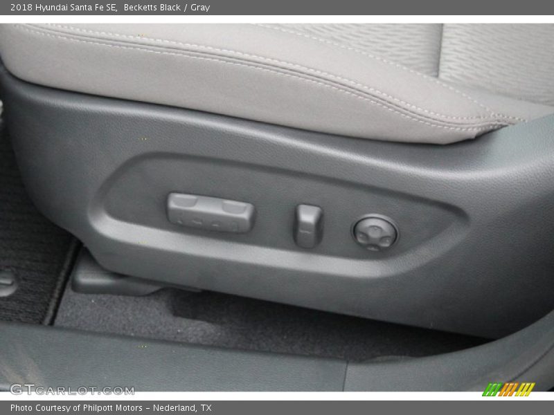 Becketts Black / Gray 2018 Hyundai Santa Fe SE