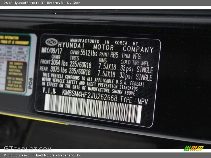 Becketts Black / Gray 2018 Hyundai Santa Fe SE