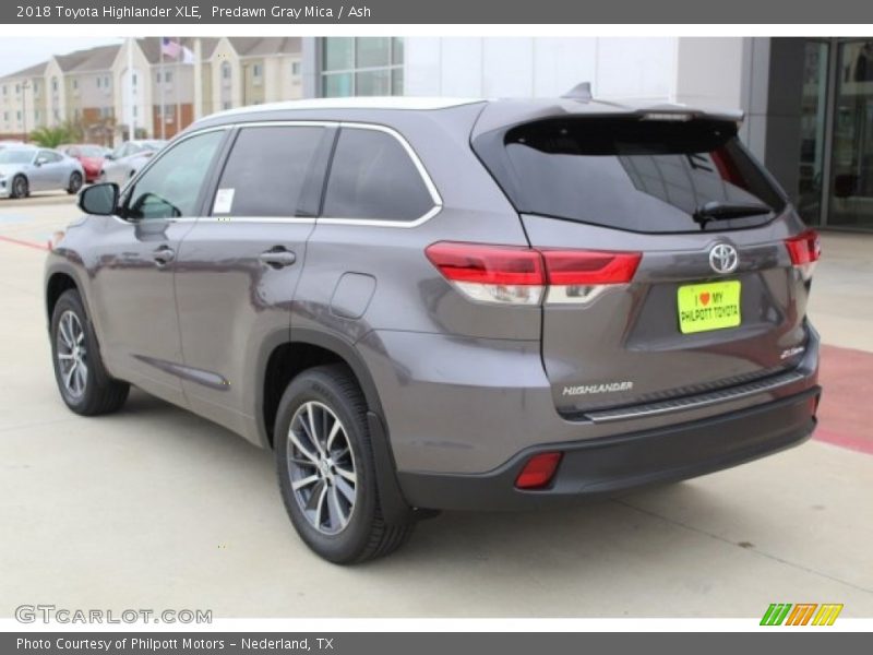 Predawn Gray Mica / Ash 2018 Toyota Highlander XLE