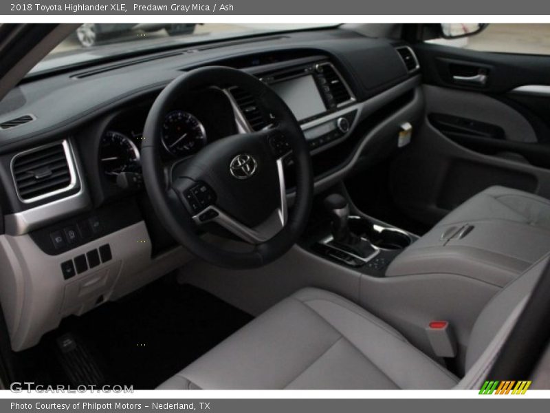 Predawn Gray Mica / Ash 2018 Toyota Highlander XLE