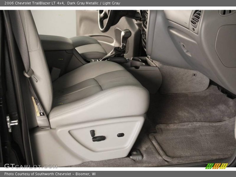 Dark Gray Metallic / Light Gray 2006 Chevrolet TrailBlazer LT 4x4