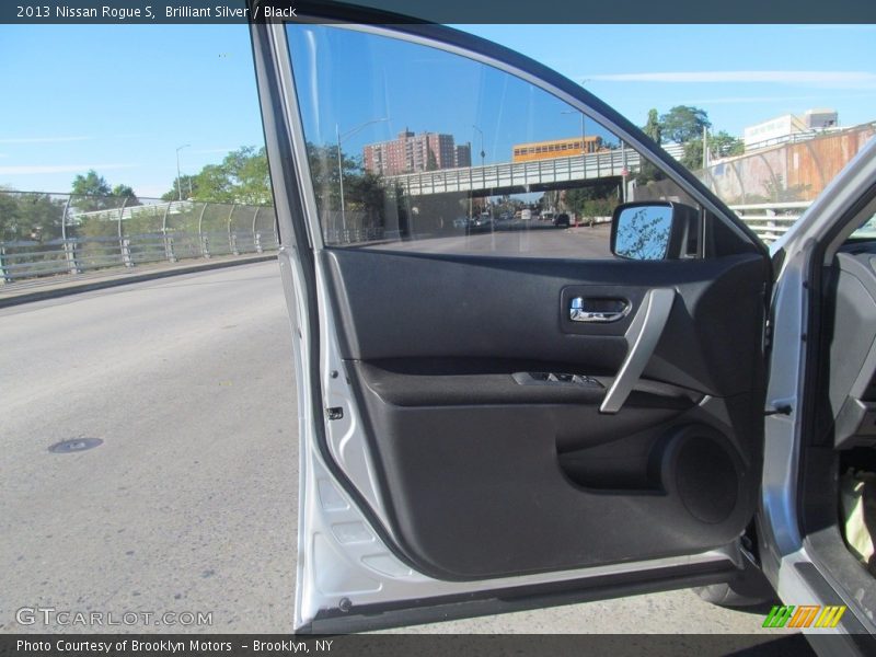 Brilliant Silver / Black 2013 Nissan Rogue S