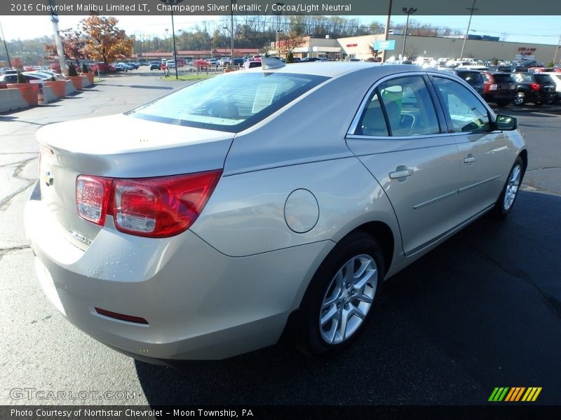 Champagne Silver Metallic / Cocoa/Light Neutral 2016 Chevrolet Malibu Limited LT