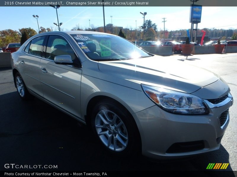 Champagne Silver Metallic / Cocoa/Light Neutral 2016 Chevrolet Malibu Limited LT