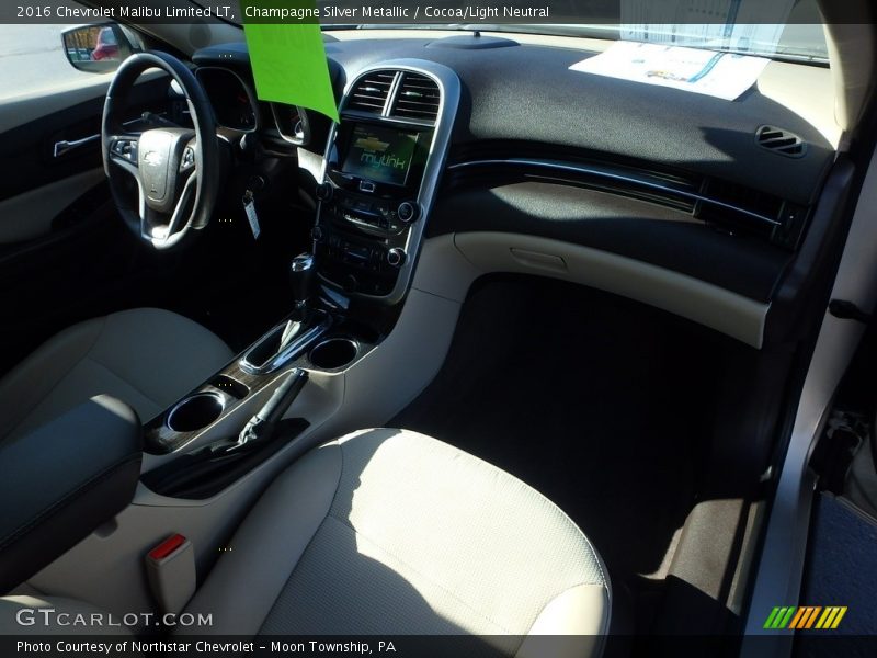 Champagne Silver Metallic / Cocoa/Light Neutral 2016 Chevrolet Malibu Limited LT