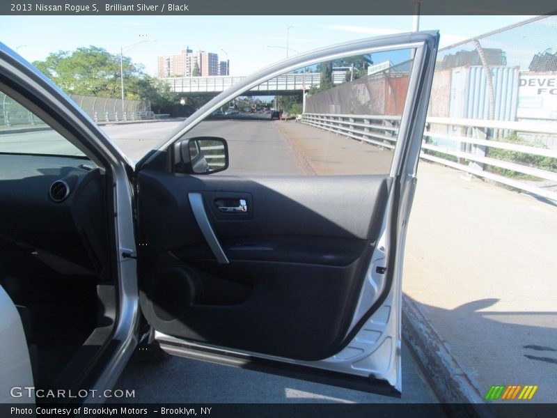 Brilliant Silver / Black 2013 Nissan Rogue S