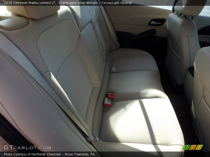Champagne Silver Metallic / Cocoa/Light Neutral 2016 Chevrolet Malibu Limited LT