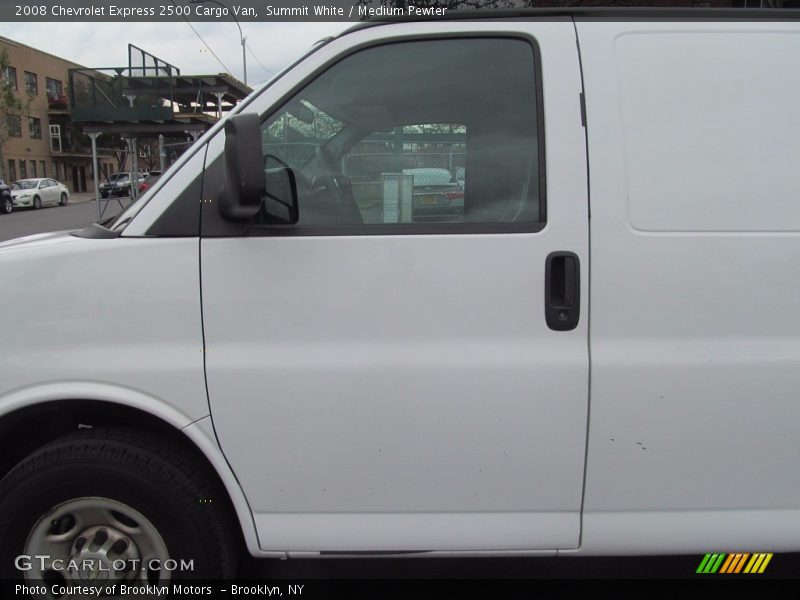 Summit White / Medium Pewter 2008 Chevrolet Express 2500 Cargo Van