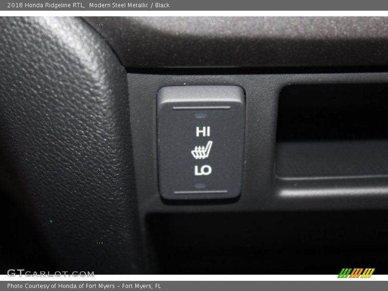 Modern Steel Metallic / Black 2018 Honda Ridgeline RTL
