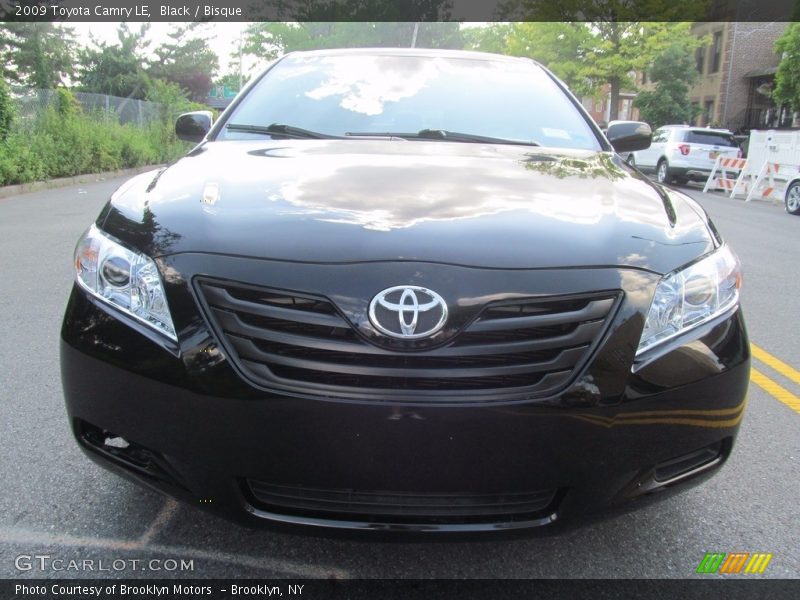 Black / Bisque 2009 Toyota Camry LE