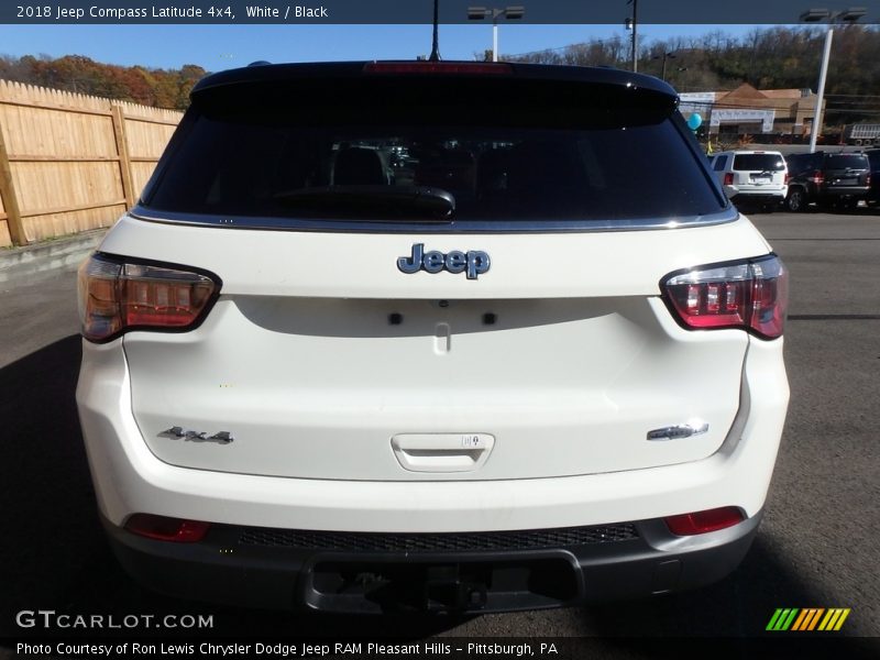 White / Black 2018 Jeep Compass Latitude 4x4