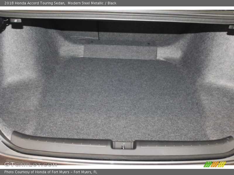 Modern Steel Metallic / Black 2018 Honda Accord Touring Sedan