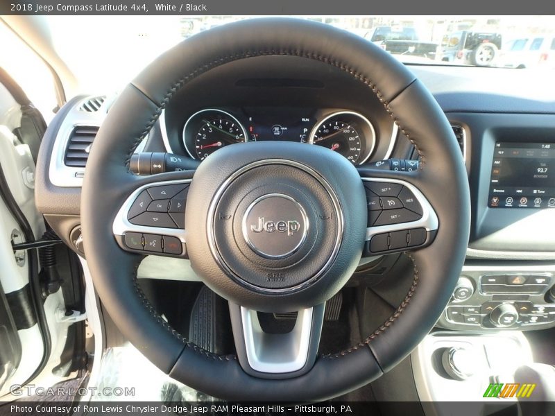 White / Black 2018 Jeep Compass Latitude 4x4