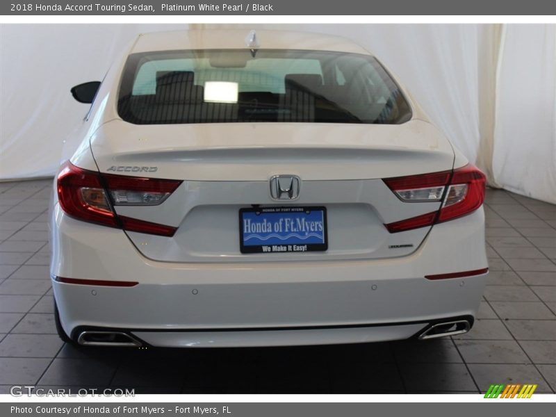 Platinum White Pearl / Black 2018 Honda Accord Touring Sedan