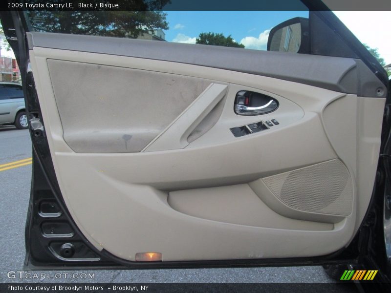 Black / Bisque 2009 Toyota Camry LE